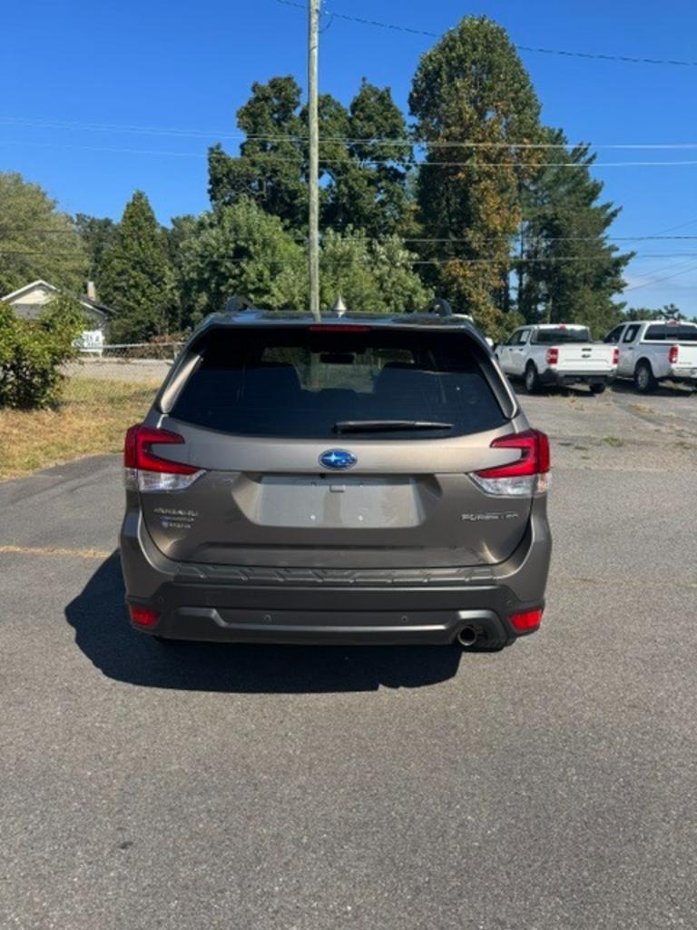 2020 Subaru Forester - $19,999